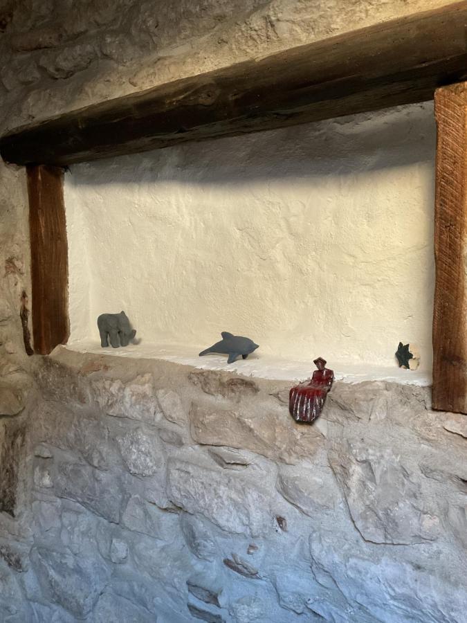Place Aux Herbes Apartment Nimes Bagian luar foto